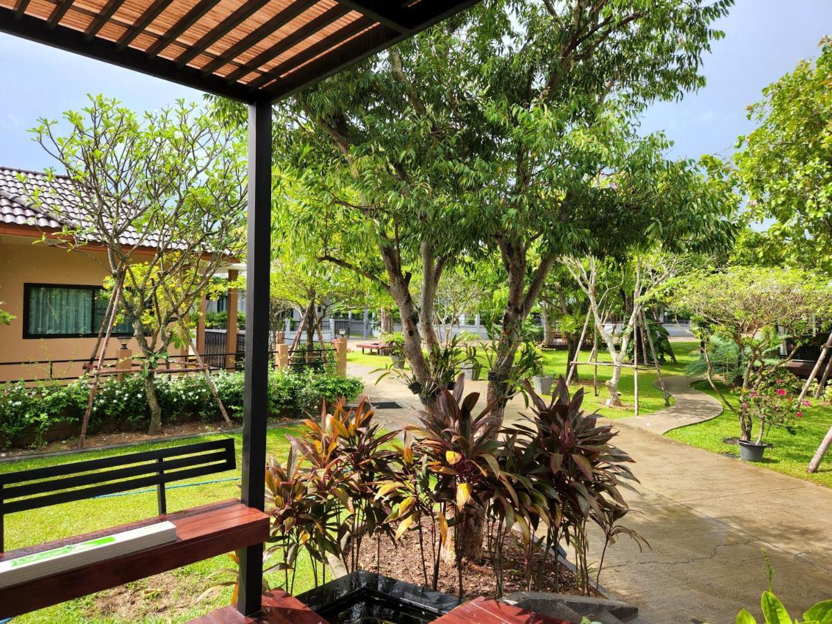 Baan Nern Khao Resort Pattaya Ban Huai Yai Exterior foto
